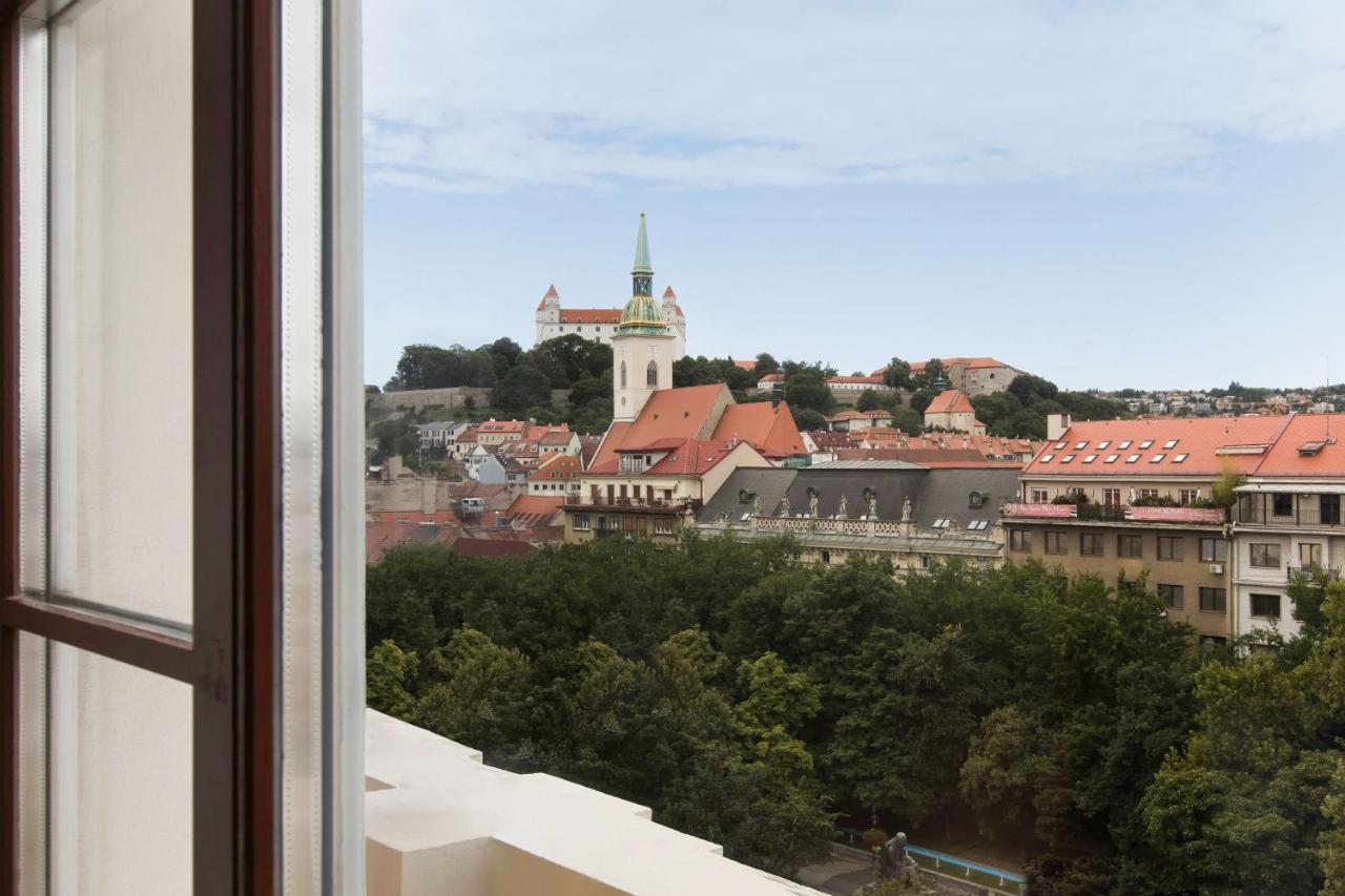 Radisson Blu Carlton Hotel, Bratislava Bagian luar foto