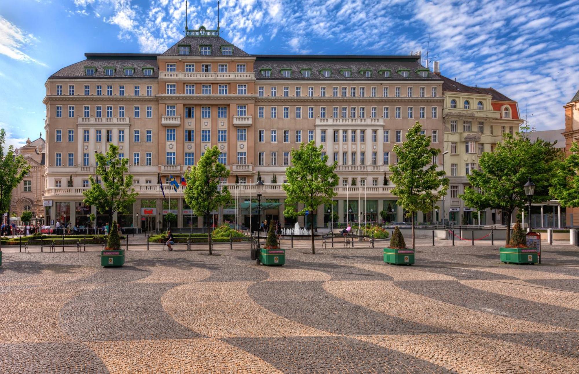 Radisson Blu Carlton Hotel, Bratislava Bagian luar foto