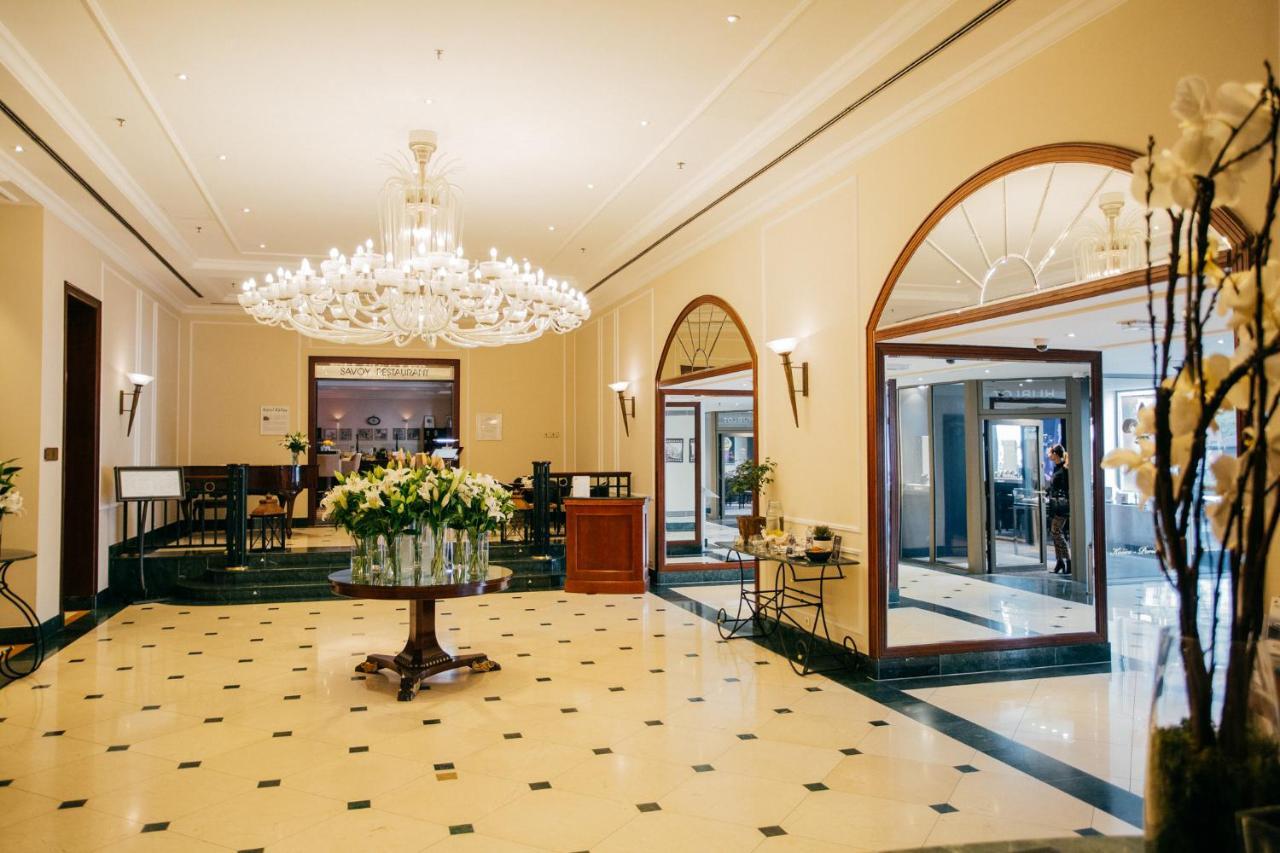 Radisson Blu Carlton Hotel, Bratislava Bagian luar foto