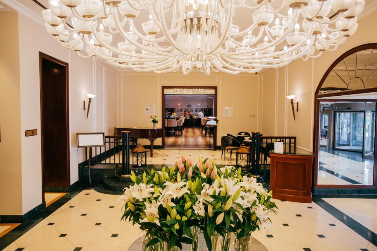 Radisson Blu Carlton Hotel, Bratislava Bagian luar foto